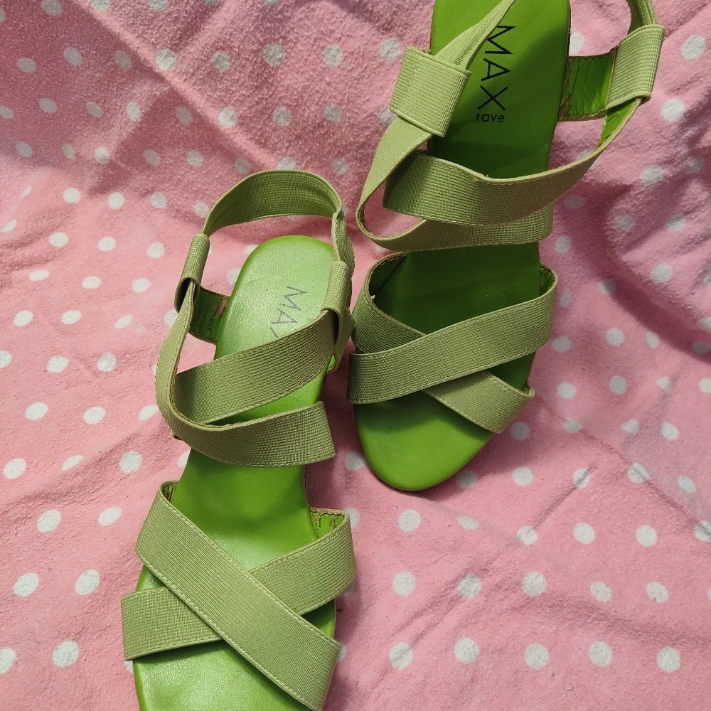 Vintage Green Max Rave Wedge Sandals Sz 7